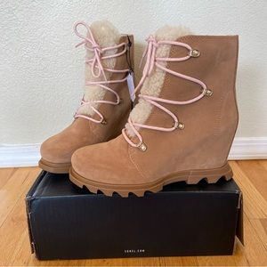 Women's Joan of Arctic Wedge III Lace Cozy Boot